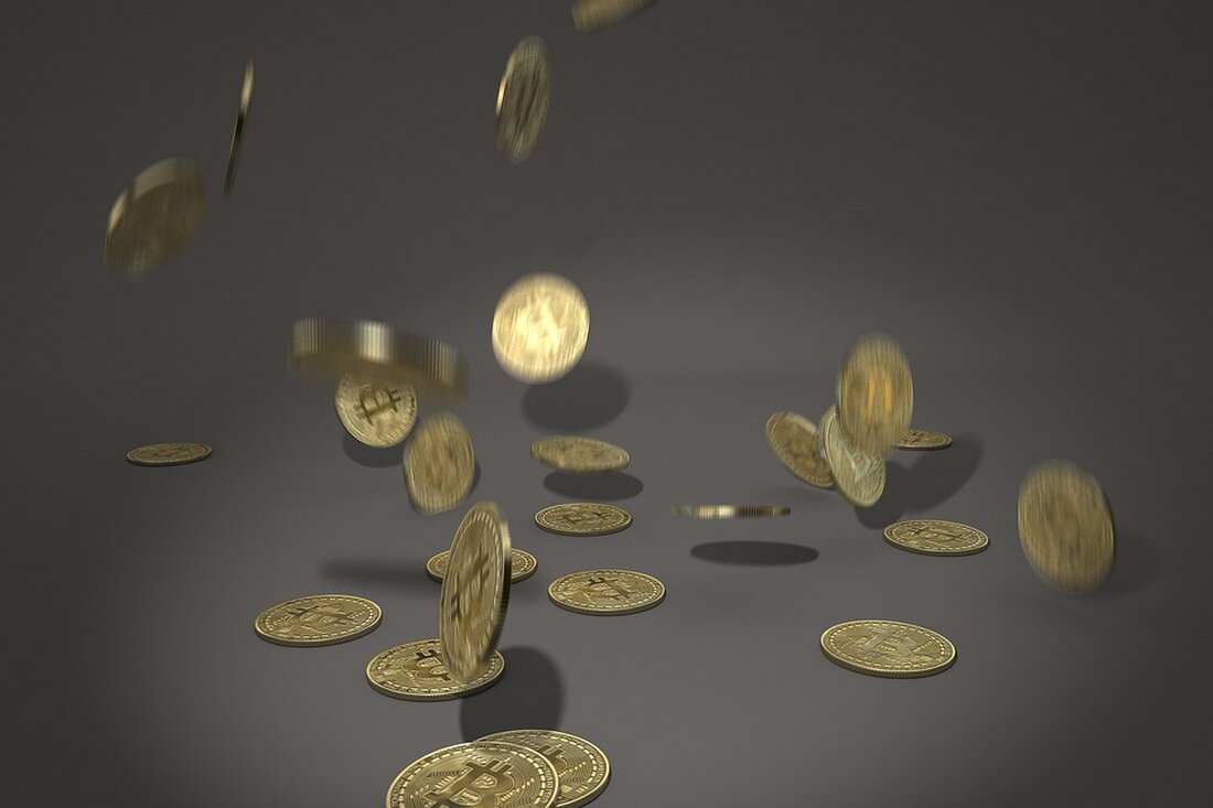 Positive Auswirkungen auf El Salvador Das Bitcoin-Gesetz in El Salvador hat trotz einiger Herausforderungen auch positive Auswirkungen auf das Land. Eine dieser Auswirkungen ist der deutliche Rückgang der Kriminalität, was zu einer Verbesserung der Lebensqualität der Bürger geführt hat. Laut Umfragen glauben über 80% der Salvadorianer, dass die Kriminalitätsrate unter der Regierung von Präsident Nayib Bukele gesunken ist. Dies ist ein ermutigendes Zeichen für die Bevölkerung. Ein weiterer positiver Aspekt ist die Barrierefreiheit in Bezug auf den Zugang zu Bitcoin. Selbst in abgelegenen Dörfern stehen Geldautomaten für Bitcoin zur Verfügung. Diese Geldautomaten wurden auch in Bezug auf die Gebühren sehr …