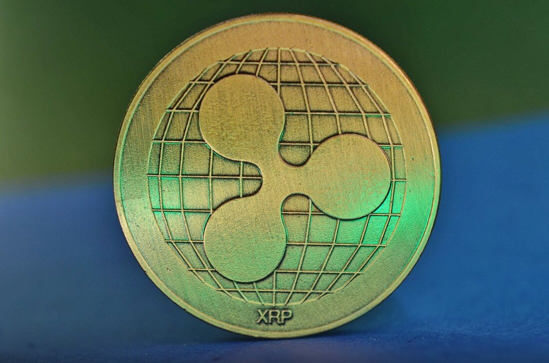 Cardano (ADA) hat kürzlich das Dynamic P2P Networking eingeführt, eine wegweisende Entwicklung, die die Widerstandsfähigkeit und Dezentralisierung verbessert. Diese Errungenschaft markiert einen wichtigen Meilenstein auf dem Weg von Cardano zu einer vollständig dezentralen und sicheren Blockchain-Plattform. Lassen Sie uns einen Blick auf die technische Entwicklung hinter dieser Innovation werfen und die Lösungen betrachten, die für ein robustes und skalierbares Netzwerksystem entwickelt wurden. Die Netzwerkinfrastruktur von Cardano hat mit der Einführung des Dynamic P2P Networking eine bemerkenswerte Leistung vollbracht. Diese Entwicklung ist das Ergebnis der gemeinsamen Bemühungen des Netzwerkteams von IOG, Well-Typed, PNSol und der Cardano Foundation. Das Ziel von Cardano …