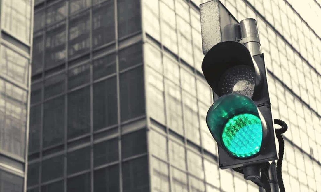 Der beliebte Peer-to-Peer (P2P)-Marktplatz Paxful ist nach der Einstellung der Dienste im April 2023 wieder online. Während die Plattform ausgesetzt wurde, blieb das Paxful Wallet aktiv. Paxful kündigte in einem Blogbeitrag vom 8. Mai die Wiederaufnahme des Marktplatzes einen Monat nach Schließung der Plattform an. Ein Auszug aus der Ankündigung lautet: „Wir wissen, dass es für viele unserer Benutzer eine schwierige Zeit war, die verständlicherweise von der plötzlichen Sperrung überrascht waren, aber wir freuen uns, wieder da zu sein, damit wir weiterhin Millionen von Menschen ohne finanziellen Zugang bedienen können.“ Wie bereits berichtet von CryptoPotato, der Bitcoin P2P-Marktplatz wurde im …