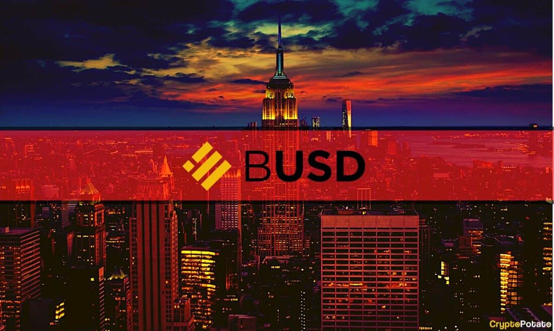 Die weltweit größte Krypto-Börse hat Berichten zufolge zugegeben, dass das New Yorker Finanzministerium Paxos angewiesen hat, die Ausgabe der Stablecoin Binance USD (BUSD) einzustellen. BUSD ist die siebtgrößte Kryptowährung mit einer Marktkapitalisierung von über 16 Milliarden US-Dollar. Die Vereinigten Staaten setzen ihr Vorgehen gegen mehrere Kryptowährungsteilnehmer fort. Nachdem Kraken letzte Woche der SEC zum Opfer fiel und seine Staking-Dienste einstellen musste, scheinen Paxos und Binance nun unter den regulatorischen Geltungsbereich zu fallen. CryptoPotato zitierte einen WSJ-Bericht, der darüber informierte, dass die SEC eine Mitteilung von Wells an Paxos herausgegeben hatte, um vor möglichen rechtlichen Schritten zu warnen, in denen behauptet &hellip;