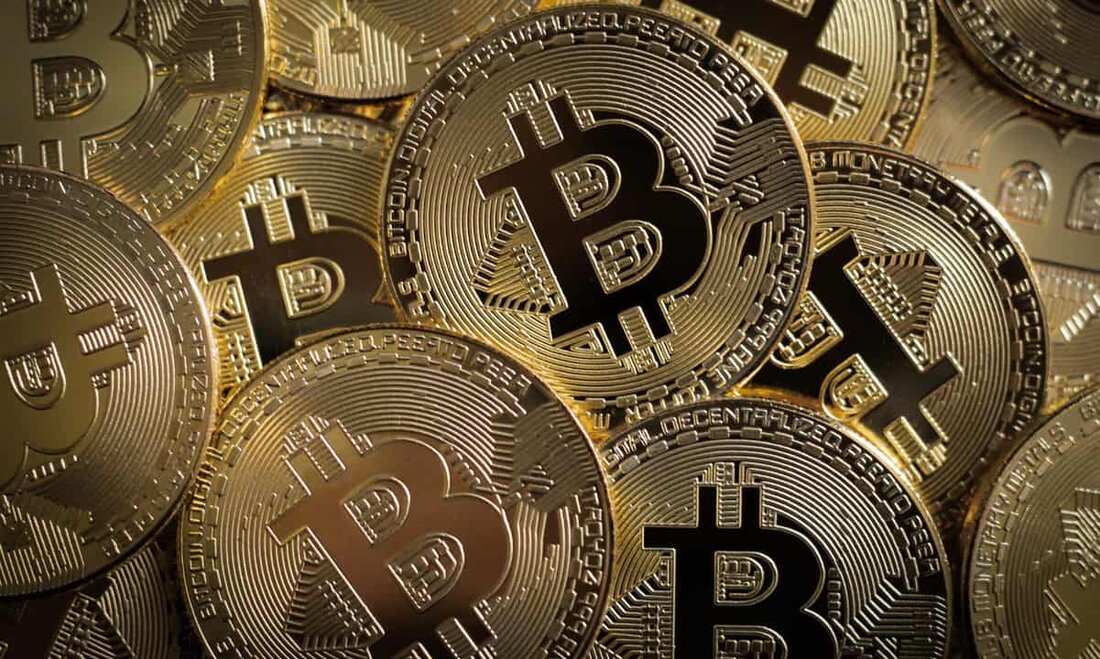 Der Jahresbeginn war für Bitcoin und den gesamten Kryptowährungsmarkt äußerst positiv, da BTC zum ersten Mal seit August 2022 24.000 $ überstieg. Dies geschah nach einem monatelangen Bärenmarkt und einer untypischen Preisstabilität Ende letzten Jahres, als der Vermögenswert hilflos unter 17.000 $ stand. Etwas erwartet hat der Preisanstieg jedoch die Aufmerksamkeit der Einzelhändler auf sich gezogen. Kleinanleger wieder dabei 2022 erwies sich in Bezug auf die Preisentwicklung als eines der schlechtesten Jahre für Bitcoin, wobei der Vermögenswert bis zum Ende etwa 65 % seines USD-Werts verlor. Für diesen massiven Rückgang gab es mehrere Gründe. Einige beinhalteten makroökonomische Themen wie die …