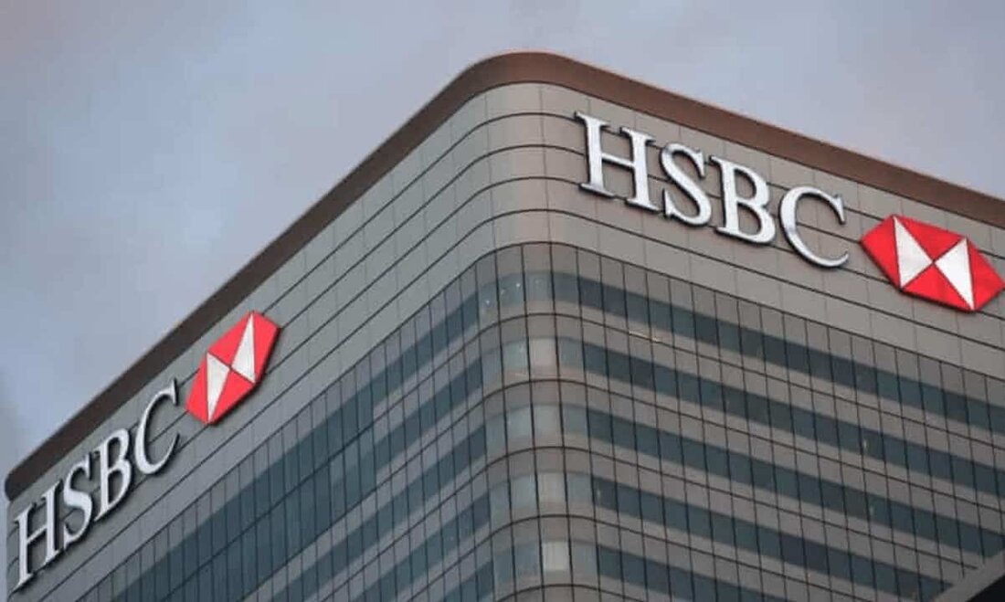 HSBC Holdings – das größte Bankinstitut im Vereinigten Königreich – wird Berichten zufolge die Silicon Valley Bank UK Limited (SVB UK) für 1 £ (1,20 $) kaufen. Die Silicon Valley Bank machte letzte Woche Schlagzeilen und enthüllte Liquiditätsprobleme und Bilanzlöcher. Dies löste große Panik bei Risikokapitalfirmen aus, die Berichten zufolge Investoren rieten, ihre Gelder von der Bank abzuziehen. Nachdem es ihr nicht gelungen war, das notwendige Kapital aufzubringen, um sich über Wasser zu halten, schlossen die kalifornischen Finanzaufsichtsbehörden die SVB. Nach jüngsten Abdeckung, wird HSBC die britische Einheit von SVB für etwas mehr als einen Dollar erwerben. Letztere verfügte zum …