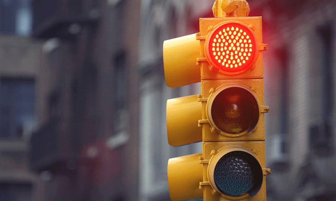 Am 21. Februar kündigte Friendsies, eine nicht fungible Token (NFT)-Sammlung, die kürzlich etwa 5 Millionen US-Dollar gesammelt hat, auf unerwartete Weise an, dass sie eine „Pause“ auf ihrer Roadmap einlegen werde, was in der Community Gerüchte über einen möglichen Teppichzug auslöste . Laut dem Team von Friendsies erschwerten „die Volatilität und die Herausforderungen des Marktes“ den Fortschritt des Projekts, sodass sie beschlossen, es beiseite zu legen, während der Raum weiter reifte. Sie fügten hinzu, dass das Team „auf den richtigen Zeitpunkt und die richtigen Gelegenheiten warten und beobachten“ würde, um wieder aufzutauchen und ihre vollständige Vision zu verwirklichen, und dankten &hellip;