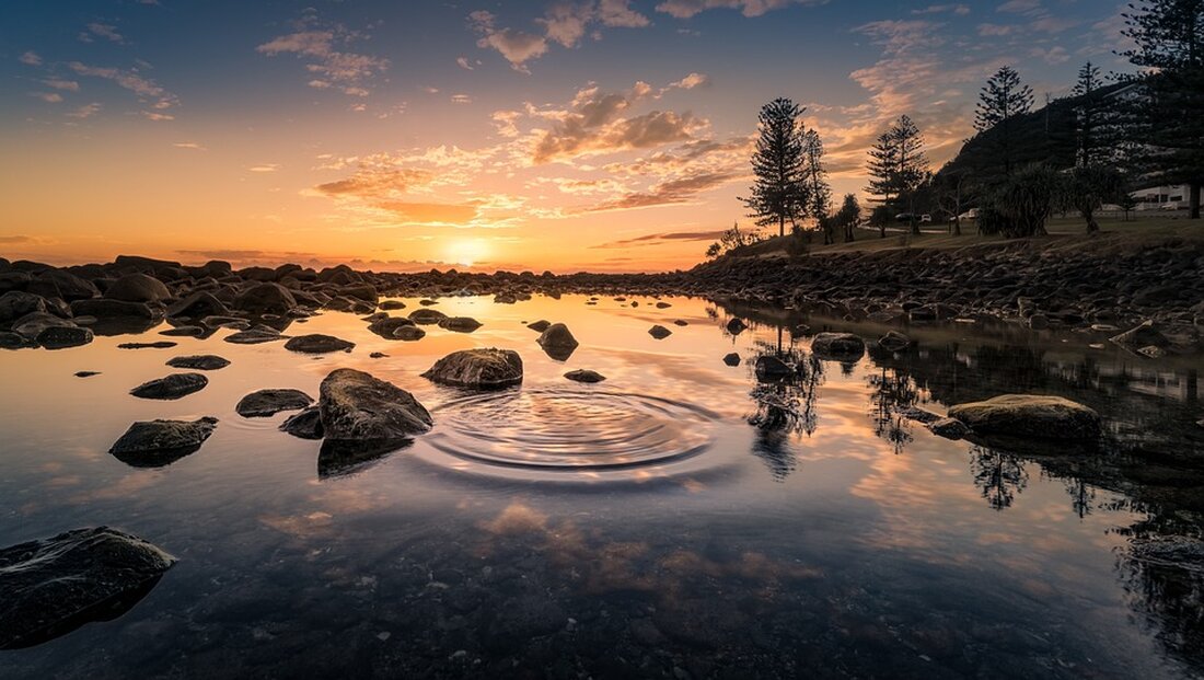 Ripple explodiert um 50% nach Gerichtsurteil Die Kryptowährung Ripple ist derzeit nicht zu stoppen. Nach einem Gerichtsurteil in den USA ziehen auch andere Altcoins deutlich an. Der Grund für den rapiden Anstieg von Ripple ist ein Urteil eines New Yorker Gerichts, das besagt, dass es sich bei dem Token &#8222;auf den ersten Blick nicht unbedingt um ein (illegales) Wertpapier handle&#8220;. Genau das hatte die US-amerikanische Börsenaufsicht SEC jedoch moniert. Im Juni äußerte sich auch der Kryptoexperte Sascha Huber zu dieser Problematik. Das Gerichtsurteil könnte wegweisend sein und die Marktteilnehmer ermutigen, anzunehmen, dass auch andere Altcoins keine illegalen Wertpapiere darstellen, entgegen &hellip;
