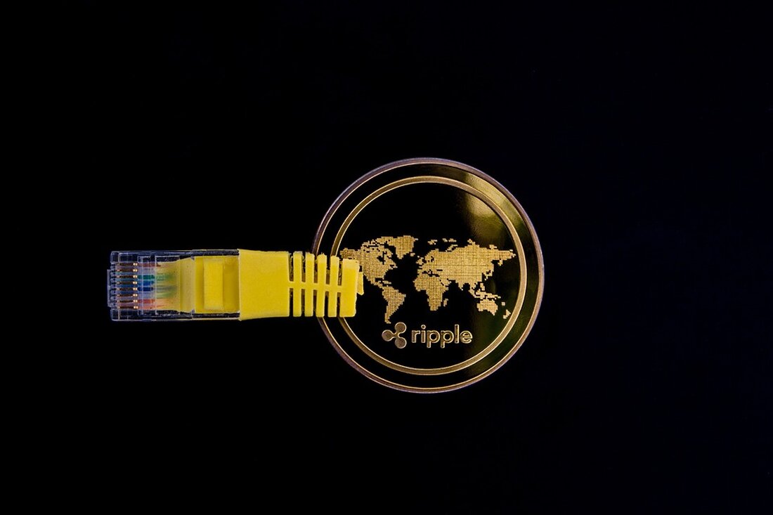 Richter Torres fällt mit Spannung erwartetes Urteil Es war eine monumentale Donnerstagssitzung mit Richter Torres und dem SEC gegen Ripple Fall sorgte für Schlagzeilen. Am Donnerstag erließ Richter Torres die Entscheidungen zu den Anträgen auf ein summarisches Urteil. Torres entschied, dass XRP nicht immer ein Wertpapier sei, was ein Schlag für Gary Gensler und die Regulierungskampagne der SEC sei. Ein Interessengebiet des Urteils betrifft den programmatischen Verkauf. Richter Torres stellte fest, dass Ripple XRP programmatisch oder über Handelsalgorithmen (die &#8222;programmatischen Verkäufe&#8220;) an Börsen für digitale Vermögenswerte verkaufte. Richter Torres fügte hinzu, dass es sich bei den Verkäufen an Börsen für &hellip;