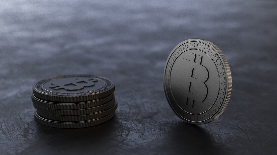 Ripple (XRP) verzeichnete im zweiten Quartal 2023 ein Wachstum seines Ökosystems, obwohl der Prozess mit der US-Börsenaufsicht SEC noch nicht abgeschlossen ist. Besonders der Bereich der nicht-fungiblen Token (NFTs) trägt zu diesem positiven Trend bei. Obwohl Ripple bisher noch keine rechtliche Klarheit über seinen Status in den USA erlangt hat, zeigt das Ökosystem von XRP weiterhin Wachstum. Laut einem aktuellen Bericht des Analyseunternehmens Messari hat die Marktkapitalisierung von Ripple im Vergleich zum Vorjahr um 42,5 Prozent zugenommen und beträgt nun knapp 25 Milliarden US-Dollar. Damit bleibt XRP weiterhin die sechstgrößte Kryptowährung weltweit. Im ersten Quartal 2023 lag die Marktkapitalisierung von &hellip;