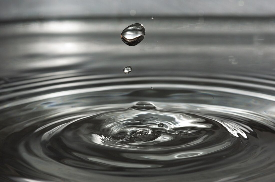 Ripple gewinnt teilweise gegen die SEC – XRP kann nun den US-Markt wieder betreten In einem wegweisenden Gerichtsverfahren hat Ripple einen Teilerfolg gegen die US Securities and Exchange Commission (SEC) erzielt. Richterin Analisa Torres entschied, dass XRP an sich kein Wertpapier ist, sondern nur die Verkäufe an institutionelle Investoren bemängelt werden können. Allerdings wurden die Verkäufe auf dem Sekundärmarkt nicht direkt angesprochen. Die Richterin stellte fest, dass Anleger beim programmatischen Verkauf von XRP keinen Investmentvertrag eingehen, und zwar genauso wenig wie Anleger auf dem Sekundärmarkt. Dies ermöglicht es den US-Börsen und Brokern, XRP wieder in ihr Programm aufzunehmen. Vor über …
