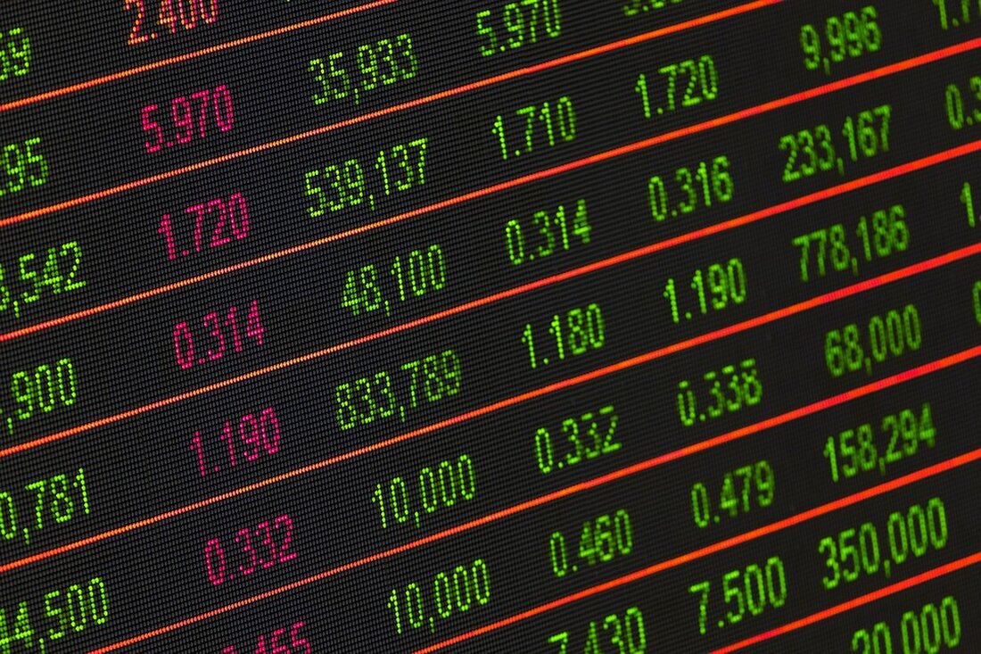 Shiba Memu: Ein vielversprechender Meme-Token mit KI- und Blockchain-Technologie Die Welt der Kryptowährungen hat in den letzten Jahren stetig an Bedeutung gewonnen. Bitcoin, die bekannteste aller Kryptowährungen, hat eine erstaunliche Entwicklung hinter sich und erreichte kürzlich die 30.000$-Marke. Diese positive Entwicklung übertrug sich auch auf andere führende Kryptowährungen und führte dazu, dass die gesamte Marktkapitalisierung der Kryptowährungen in diesem Jahr erstmals die Marke von 1,2 Billionen US-Dollar erreichte. In diesem Zusammenhang gewinnt ein bestimmter Meme-Token namens Shiba Memu an Aufmerksamkeit. In der Vorverkaufsphase konnten bereits über 200.000 Dollar eingesammelt werden, wobei der Preis für SHMU täglich steigt. Der Vorverkauf soll …