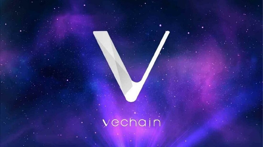 VeWorld-Wallet: Neue Funktionen und Partnerschaften Das VeWorld-Wallet hat kürzlich bedeutende Updates erhalten, die die Benutzererfahrung erheblich verbessern. Eine der herausragenden Neuerungen ist die Unterstützung für native Token-Swaps. Dieses Feature ermöglicht es Nutzern, verschiedene Token direkt im Wallet zu tauschen, was den Transaktionsprozess erheblich vereinfacht und beschleunigt. Zusätzlich wurde die Benutzeroberfläche des Wallets neu gestaltet. Diese Verbesserungen in der Benutzererfahrung (User Experience, UX) zielen darauf ab, die Navigation innerhalb der App intuitiver und ergonomischer zu gestalten. Ein weiterer wichtiger Schritt ist die Integration einer Fiat-On/Off-Ramp über die Partnerschaft mit Coinify. Dies ermöglicht es den Nutzern, Fiat-Währungen einfach in Kryptowährungen zu konvertieren &hellip;