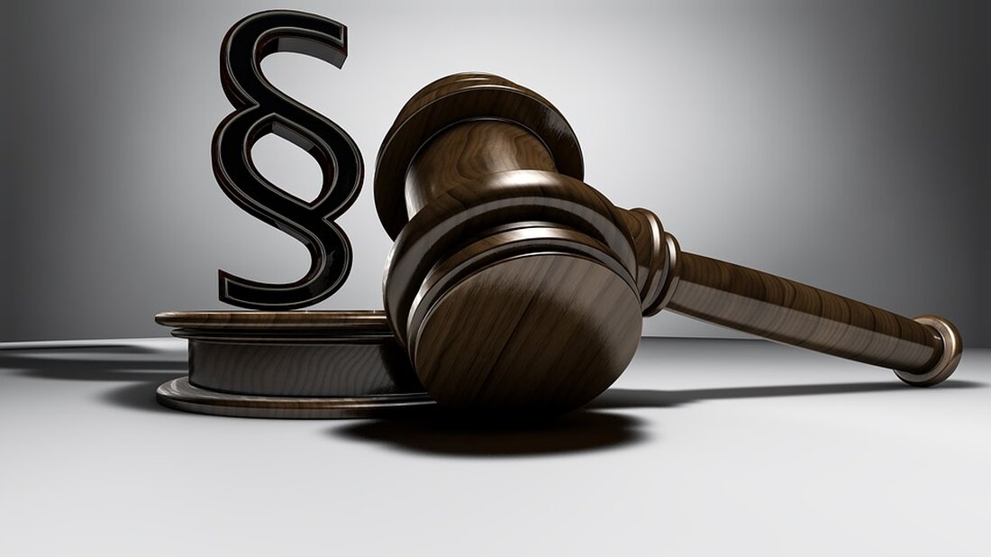 Wird die USA derzeit zur Kleptokratie? Trumps Begnadigung der BitMEX-Gründer Die Bitcoin-Börse BitMEX steht wegen schwerwiegender Verstöße gegen den Bank Secrecy Act im Fokus der öffentlichen Aufmerksamkeit. Im Januar wurde die Plattform mit einer Geldstrafe von 100 Millionen Dollar belegt, weil sie gegen Anti-Geldwäsche-Auflagen verstoßen hatte. Die Gründer von BitMEX – Arthur Hayes, Benjamin Delo, Samuel Reed und der erste Mitarbeiter Gregory Dwyer – hatten sich zuvor schuldig bekannt und wurden infolgedessen bereits bestraft. Hayes erhielt eine Bewährungsstrafe von zwei Jahren. Die Situation nahm jedoch eine unerwartete Wendung, als US-Präsident Donald Trump die vier Personen begnadigte, ohne weitere Erklärungen abzugeben. …
