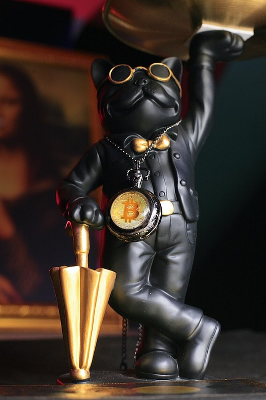 Warum eine Berufung im Ripple-Fall ein langer Weg sein kann Jeremy Hogan, ein Pro-XRP-Anwalt, teilte kürzlich seine Meinung mit, welche Berufungsmöglichkeiten es im anhängigen Rechtsstreit zwischen Ripple und der SEC gibt. Während viele in der Krypto-Community über den Ausgang einer Berufung spekuliert haben, weist Hogan darauf hin, dass der Zeitpunkt des Falles und die Art des Urteils eine Berufung unwahrscheinlich machen. Laut Hogan werden die meisten Berufungen erst nach Abschluss des Verfahrens eingelegt, was bei der Ripple-Klage nicht der Fall ist. Da es kein endgültiges Urteil gibt, wäre jede Berufung gegen die Anordnung von Richter Torres eine „einstweilige Berufung“. Solche …