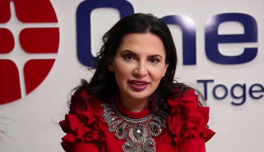 Jüngsten bulgarischen Quellen zufolge könnte Ruja Ignatova, auch bekannt als „Cryptoqueen“, im November 2018 getötet worden sein. Sie ist die Gründerin des betrügerischen Schemas OneCoin und wurde zuletzt 2017 in Griechenland gesichtet. Weitere Beweise für ihren möglichen Tod Dokumente der Geheimpolizei, die von bulgarischen Medien eingesehen wurden enthüllt dass die berüchtigte Ruja Ignatova vor über vier Jahren brutal ermordet worden sein könnte. Der Killer, der im Auftrag des lokalen Drogenbosses Hristoforos Amanatidis („Taki“) handelte, soll ihren Körper gehackt und ihre Überreste in das Ionische Meer geworfen haben. „Taki“ soll Anführer einer kriminellen Bande und einer der Drogenbosse im osteuropäischen Raum &hellip;