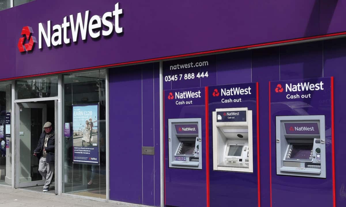 Großbritanniens drittgrößte Bank NatWest legt ein tägliches Limit von 1.000 £ für Krypto-Einzahlungen fest