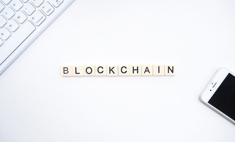 Kryptowährungen mit KI-Verbindung erleben dank positiver KI-Nachrichten einen Aufschwung – RNDR, AGIX und FET im Fokus 1 AI Coins Pump as Elon Musk Launches ChatGPT Competitor – Where Next for RNDR, FET and AGIX?